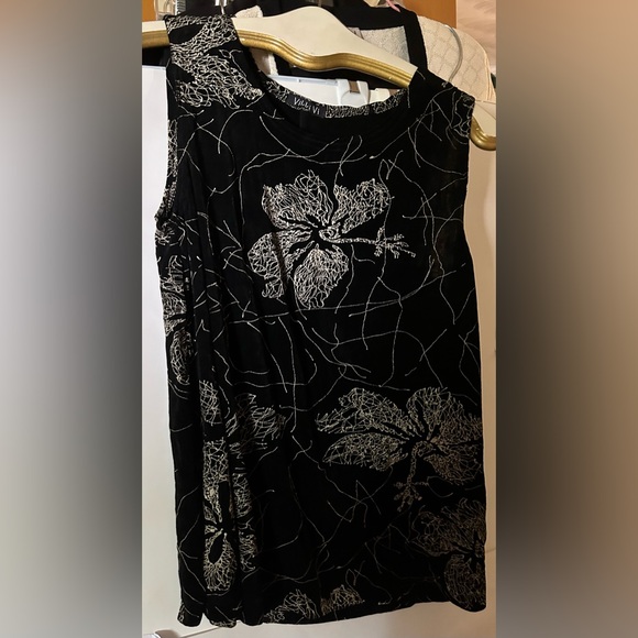 New Vikki Bi Top Black Beige Floral Pattern Sleeveless size OX made in USA - Picture 16 of 16